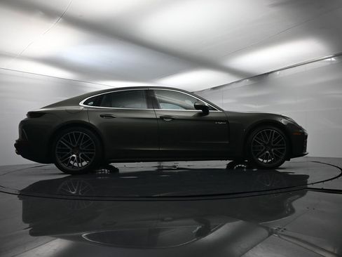 Used 2025 Porsche Panamera 4S image 52