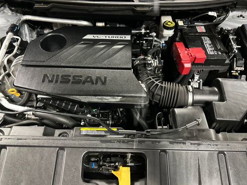 Used 2023 Nissan Rogue SV image 24