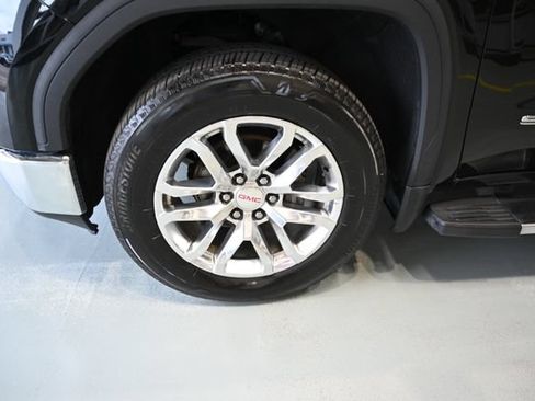 Used 2021 GMC Sierra 1500 SLT w/ SLT Premium Plus Package AWD/4WD image 31