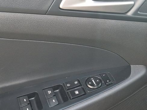 Used 2020 Hyundai Tucson Sport FWD image 7
