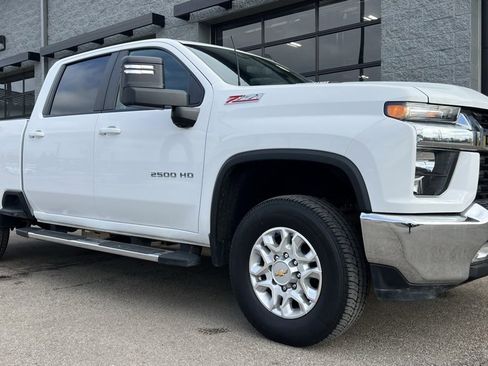 Used 2023 Chevrolet Silverado 2500 LT w/ Convenience Package image 11