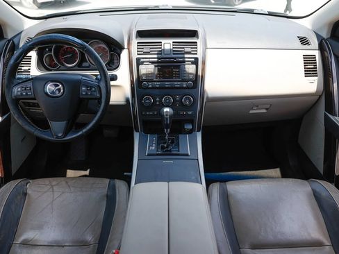 Used 2011 MAZDA CX-9 Grand Touring w/ Moonroof & Bose Audio Pkg FWD image 2