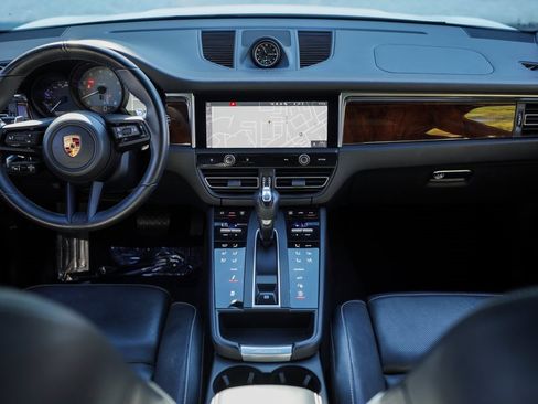 Used 2023 Porsche Macan S w/ Premium Package Plus image 20