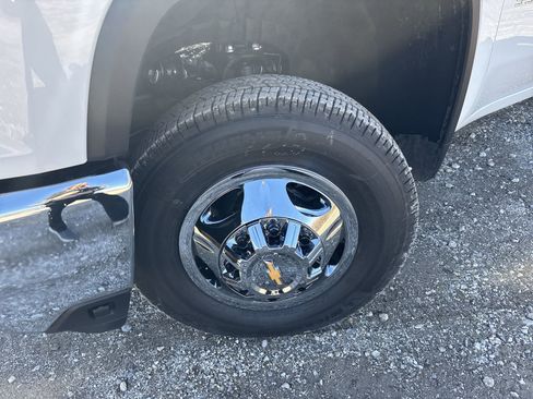 New 2026 Chevrolet Silverado 3500 LT w/ Convenience Package image 13