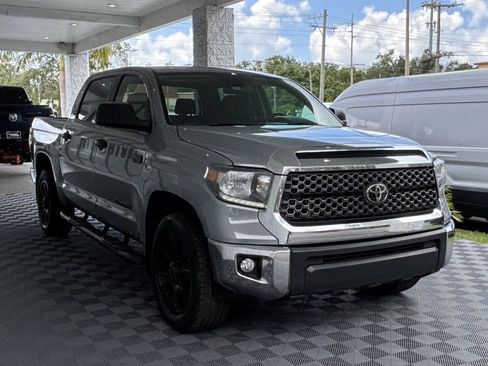 Used 2021 Toyota Tundra SR5 w/ SR5 Upgrade Package RWD image 11
