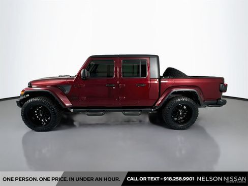 Used 2021 Jeep Gladiator Sport AWD/4WD image 8