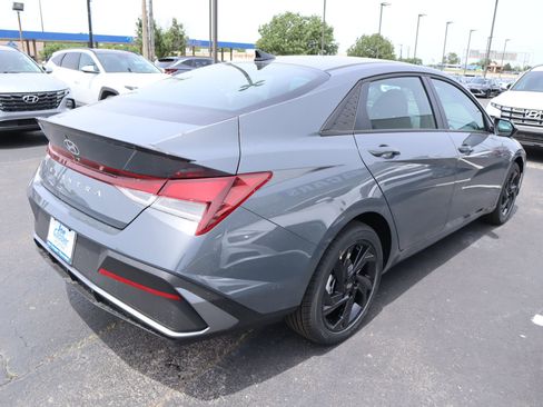 New 2026 Hyundai Elantra Sport FWD image 20