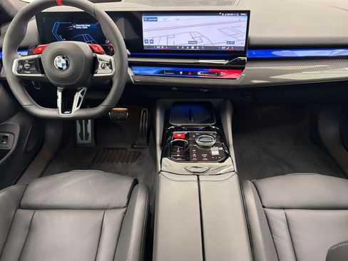 New 2027 BMW M5 Touring AWD/4WD image 16
