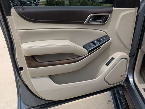 Used 2018 GMC Yukon XL Denali w/ Denali Ultimate Package RWD image 9
