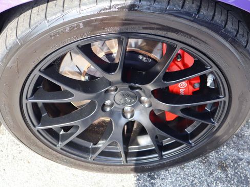 Used 2016 Dodge Challenger SRT Hellcat RWD image 46