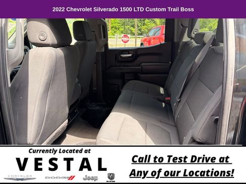 Used 2022 Chevrolet Silverado 1500 Custom Trail Boss w/ LPO, Dark Essentials Package AWD/4WD image 17