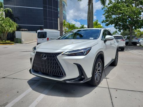 Used 2025 Lexus NX 250 FWD w/ Accessory Package (K3) image 4