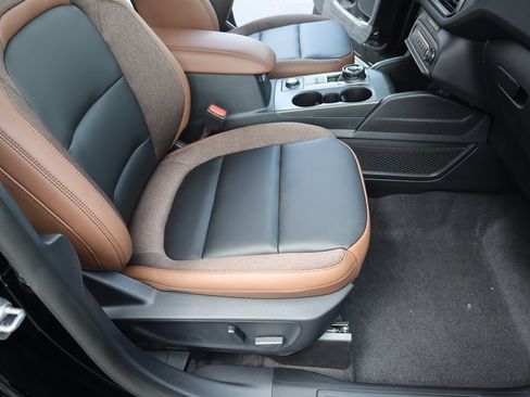 New 2025 Ford Bronco Sport Outer Banks image 13