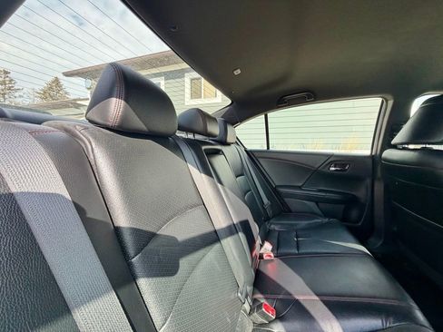 Used 2017 Honda Accord Sport Special Edition image 15