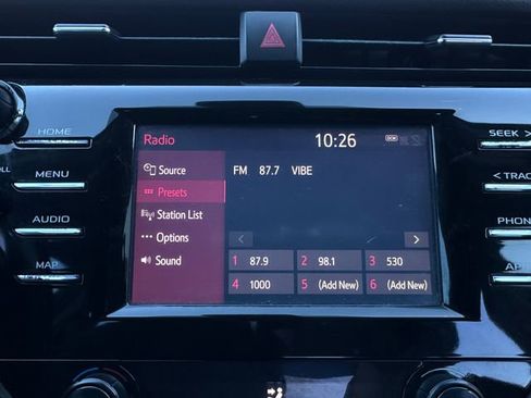 Used 2019 Toyota Camry SE image 25