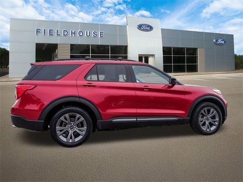 Used 2023 Ford Explorer XLT w/ Equipment Group 202A image 9