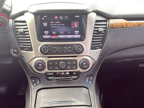 Used 2015 GMC Yukon Denali w/ Premium Package image 20