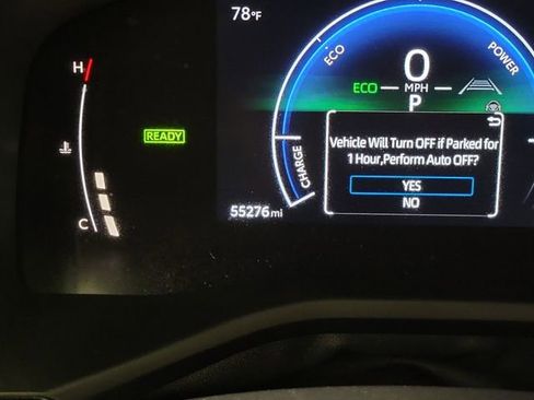 Used 2025 Toyota Camry SE FWD image 2
