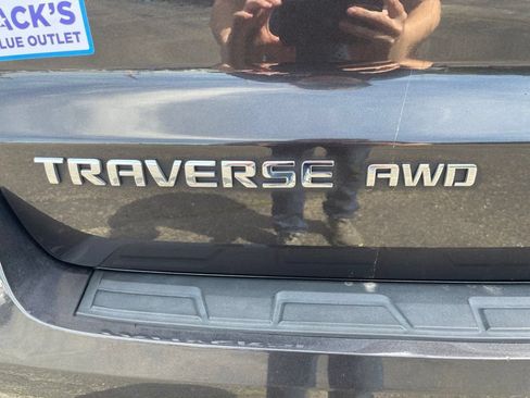 Used 2017 Chevrolet Traverse LS AWD/4WD image 6