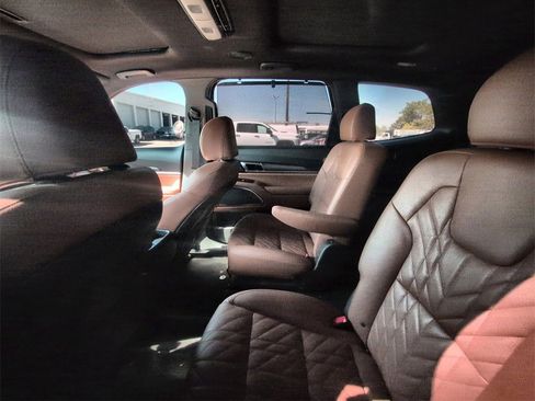 Used 2025 Kia Telluride SX X-Line image 10