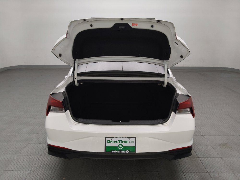 Used 2023 Hyundai Elantra SEL FWD image 29