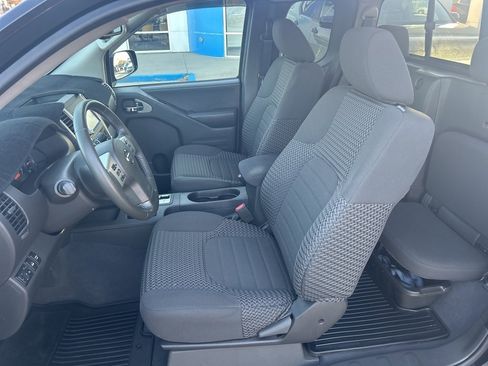 Used 2019 Nissan Frontier SV w/ Value Truck Package image 16