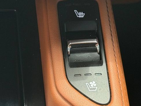 Used 2025 Kia Telluride SX Prestige X-Pro AWD/4WD image 24