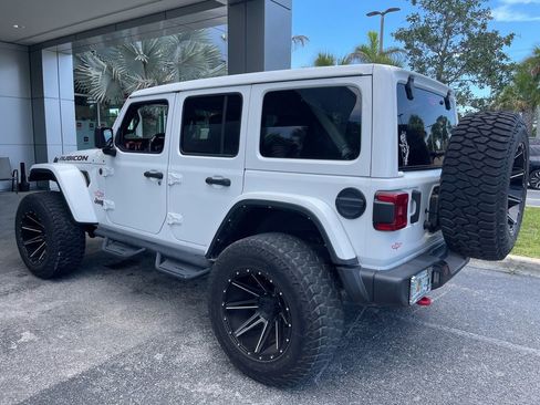 Used 2021 Jeep Wrangler Unlimited Rubicon AWD/4WD image 4