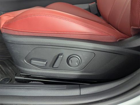 Used 2025 Kia K5 GT-Line w/ GT-Line Premium Package image 13