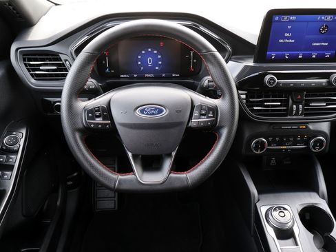 Used 2025 Ford Escape ST-Line AWD/4WD image 16