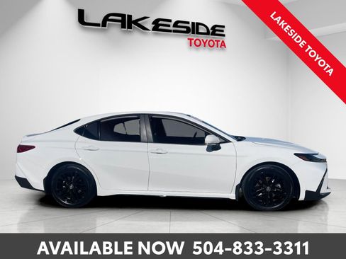 Certified 2025 Toyota Camry SE image 8