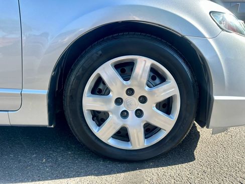 Used 2010 Honda Civic LX image 15