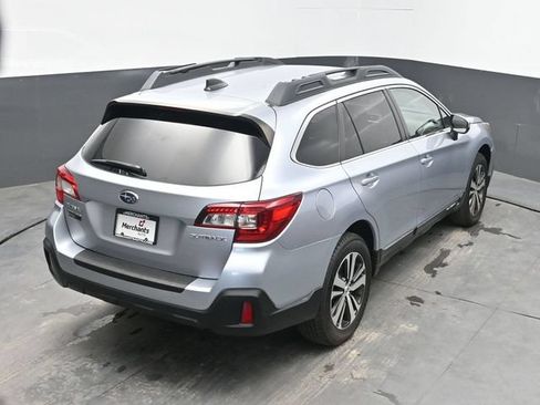 Used 2019 Subaru Outback 2.5i Limited AWD/4WD image 26