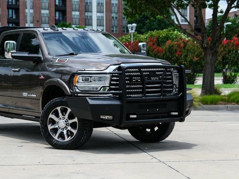 Used 2019 RAM 2500 Limited AWD/4WD image 3
