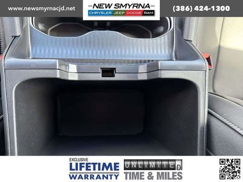 New 2025 Jeep Grand Cherokee Limited w/ Black Appearance Package image 30