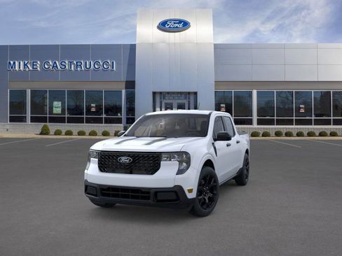 New 2025 Ford Maverick XLT w/ Black Appearance Package image 2