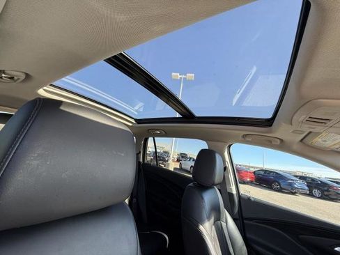 Used 2020 Buick Envision Essence w/ Experience Buick Package image 31