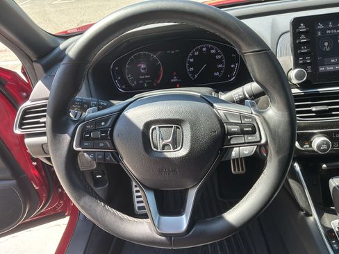 Used 2019 Honda Accord Sport image 18