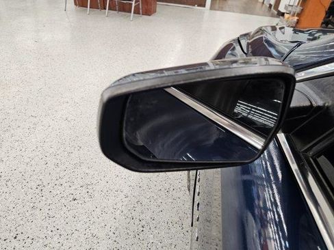 Used 2021 Chevrolet Malibu LT FWD image 34