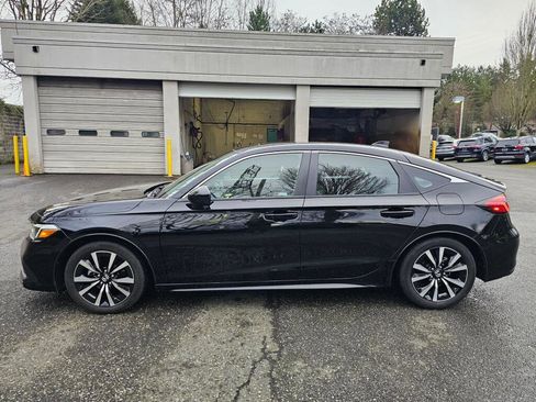 Certified 2023 Honda Civic EX-L image 4