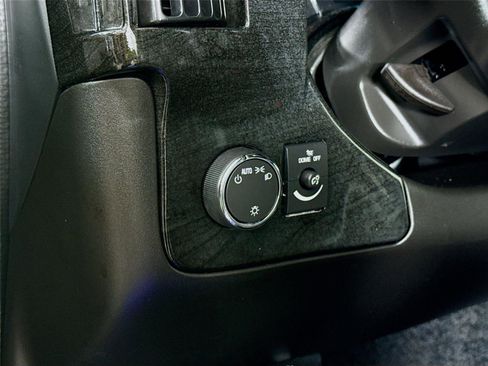 Used 2025 GMC Savana 2500 w/ Driver Convenience Package image 7