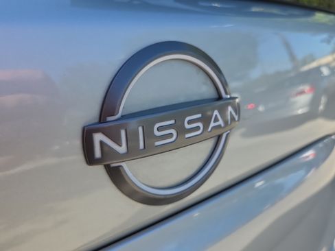 Used 2024 Nissan Murano SL FWD image 32