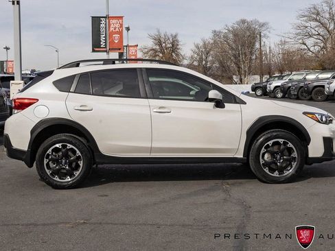 Used 2023 Subaru Crosstrek 2.0i Premium image 18