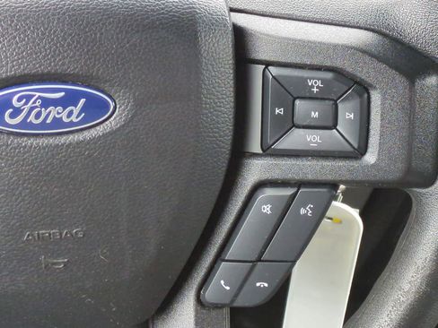 Used 2019 Ford F150 XLT image 24
