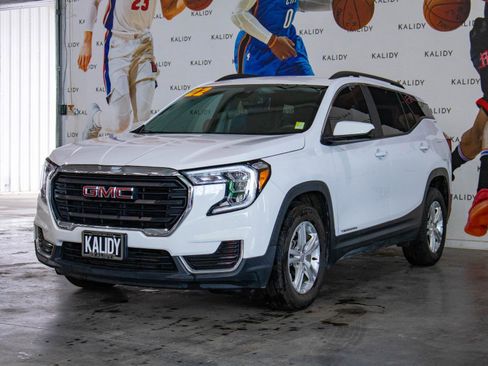 Used 2022 GMC Terrain SLE w/ Driver Convenience Package image 20