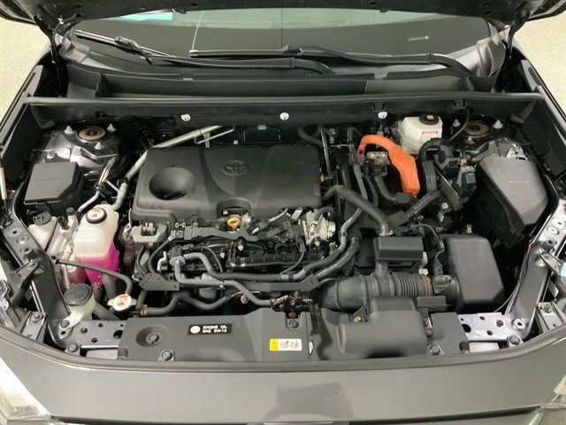 Used 2022 Toyota RAV4 XLE AWD/4WD image 7