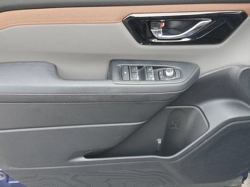 Certified 2025 Subaru Forester Sport AWD/4WD image 14