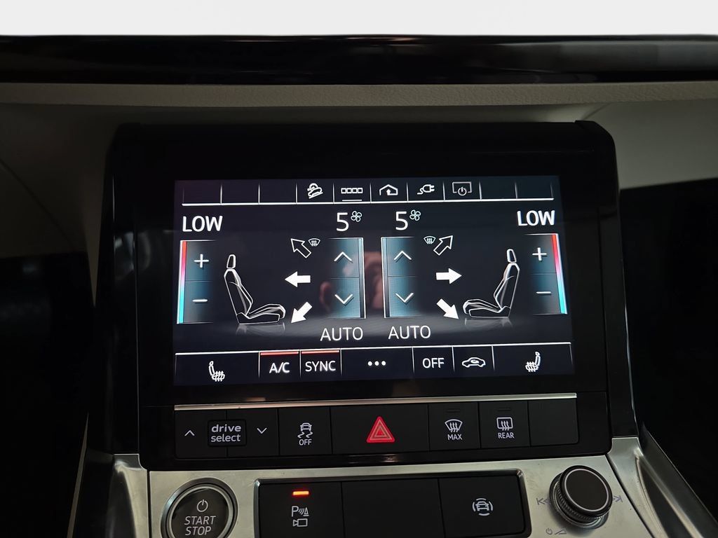 Used 2024 Audi Q8 e-tron Premium Plus AWD/4WD image 25