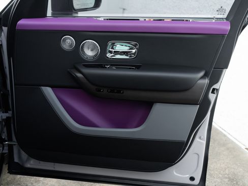 Used 2024 Rolls-Royce Cullinan image 31