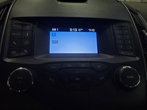 Used 2019 Ford Edge SE AWD/4WD image 25